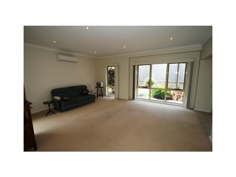 4/85 Chapel Street, Cowes VIC 3922