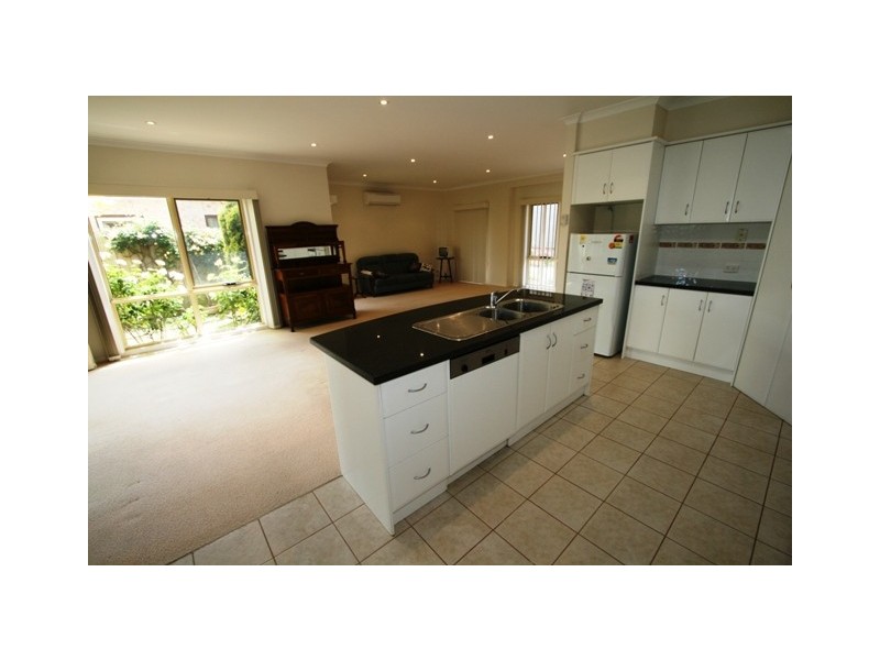 4/85 Chapel Street, Cowes VIC 3922