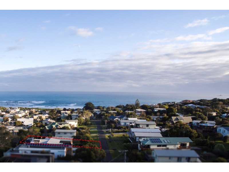 29 Hollywood Crescent, Smiths Beach VIC 3922