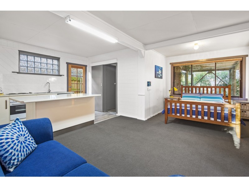 29 Hollywood Crescent, Smiths Beach VIC 3922