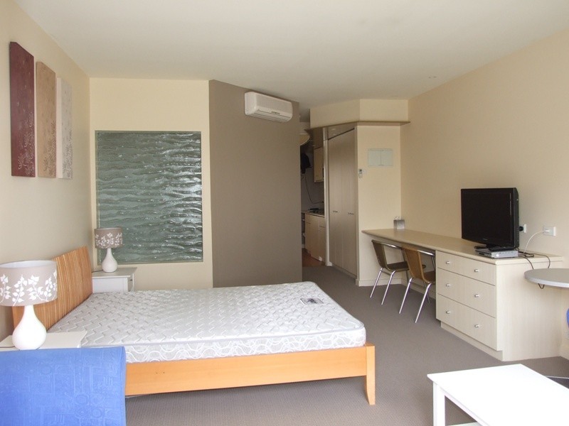 317/1 The Esplanade, Cowes VIC 3922