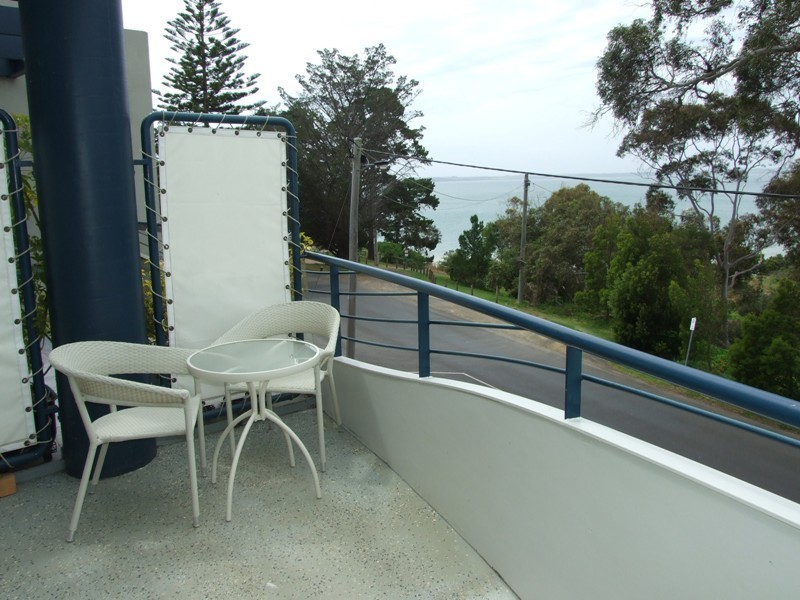317/1 The Esplanade, Cowes VIC 3922
