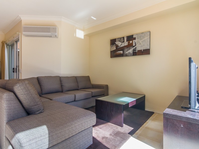 Apartment 25, 1-3 Warley Avenue, Cowes VIC 3922