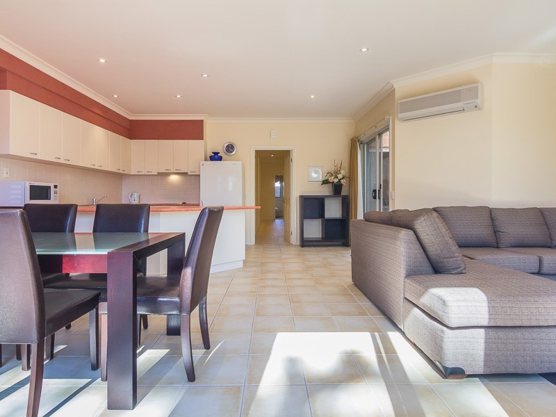 Apartment 25, 1-3 Warley Avenue, Cowes VIC 3922