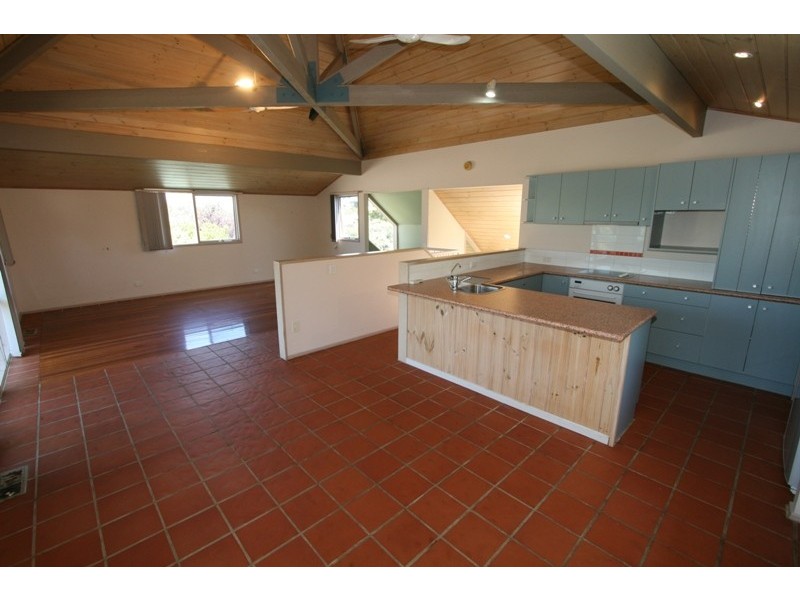 12 West Court, Cowes VIC 3922