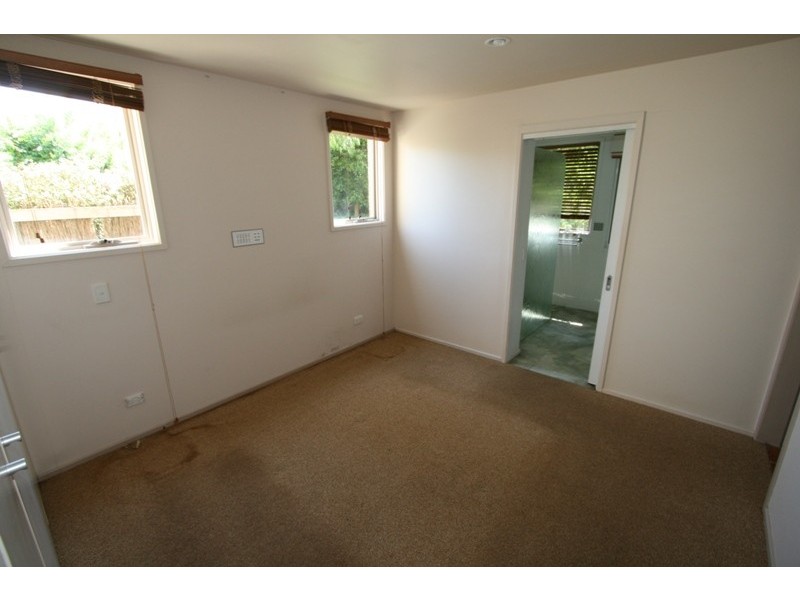 12 West Court, Cowes VIC 3922