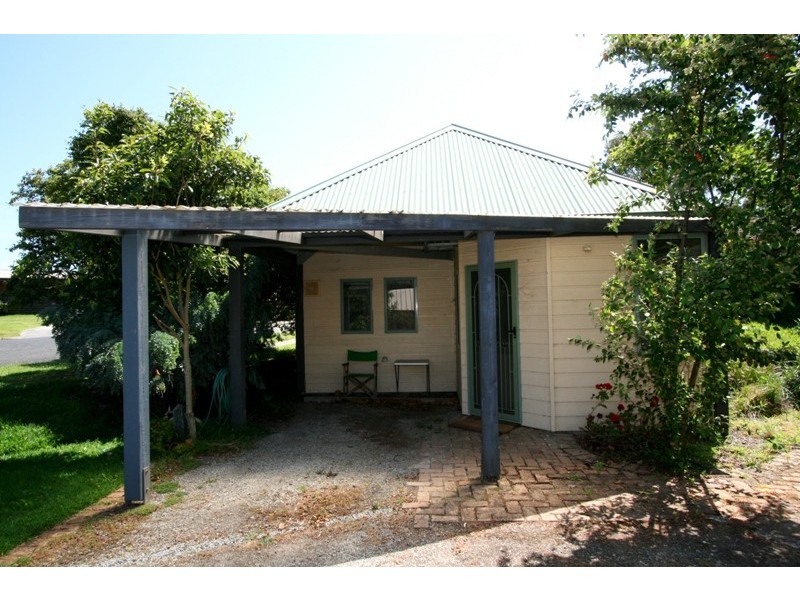 12 West Court, Cowes VIC 3922