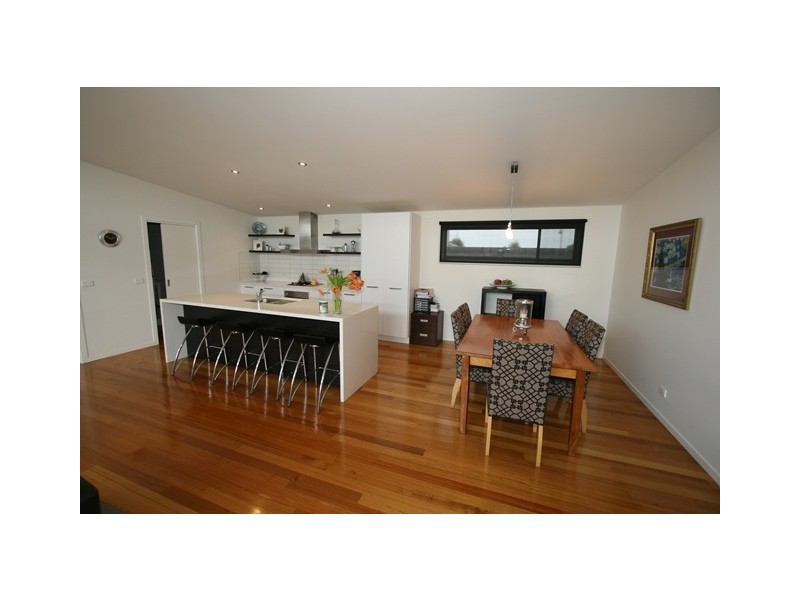 3 Cove Place, Cowes VIC 3922