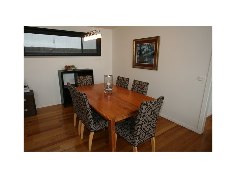 3 Cove Place, Cowes VIC 3922