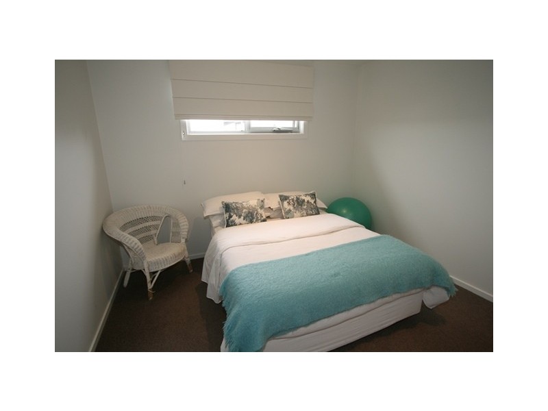 3 Cove Place, Cowes VIC 3922