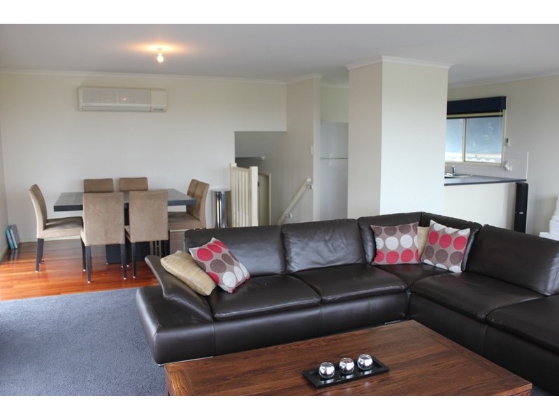 1/141 Phillip Island Road, Surf Beach VIC 3922