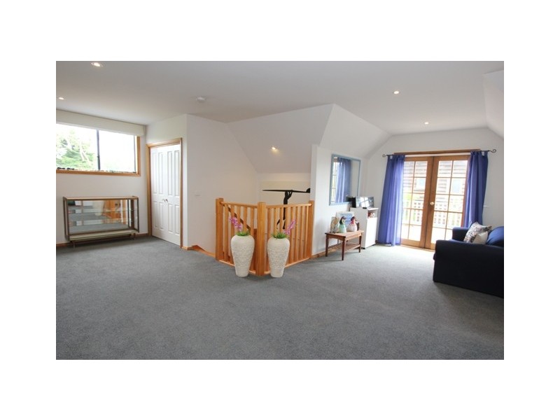 14 Clipper Crescent, Sunset Strip VIC 3922