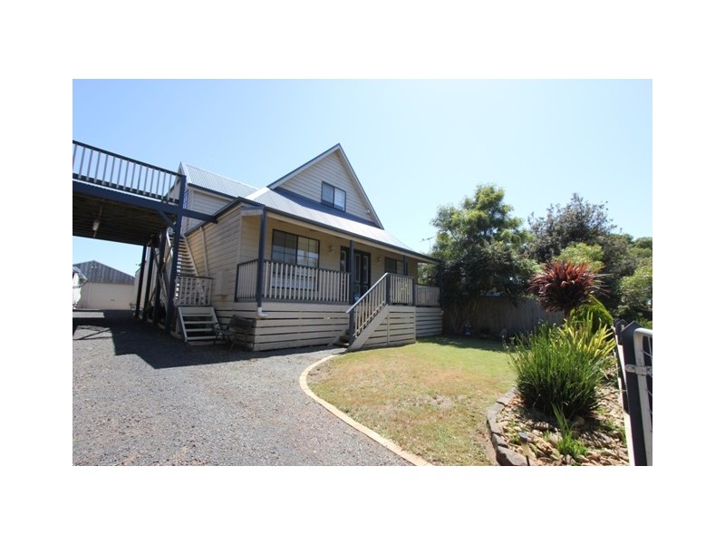 14 Clipper Crescent, Sunset Strip VIC 3922