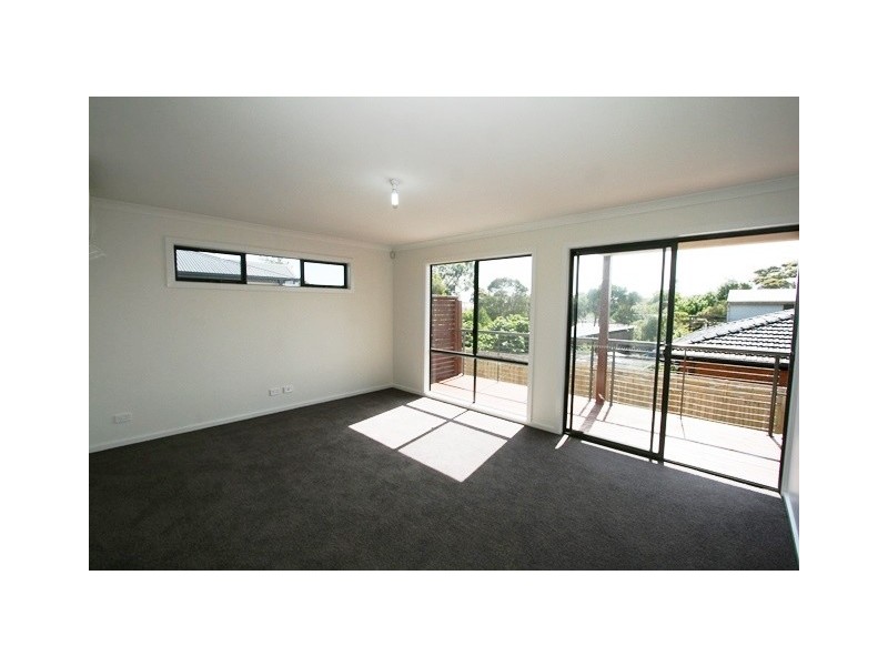 2/260 Church Street, Cowes VIC 3922