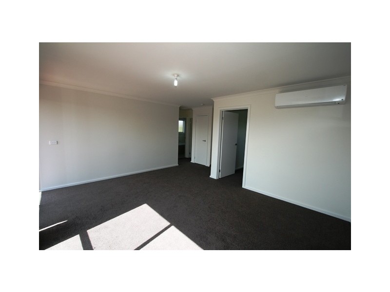 2/260 Church Street, Cowes VIC 3922