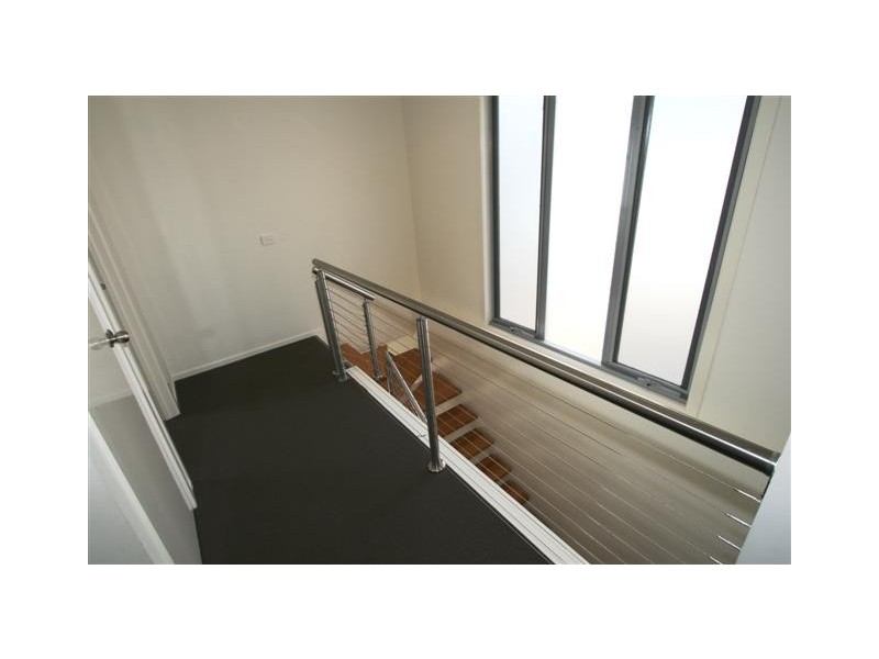 2/25 Jenner Avenue, Cowes VIC 3922