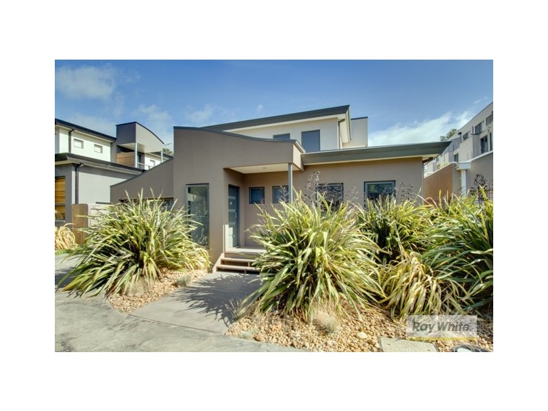 10/55 Chapel Street, Cowes VIC 3922