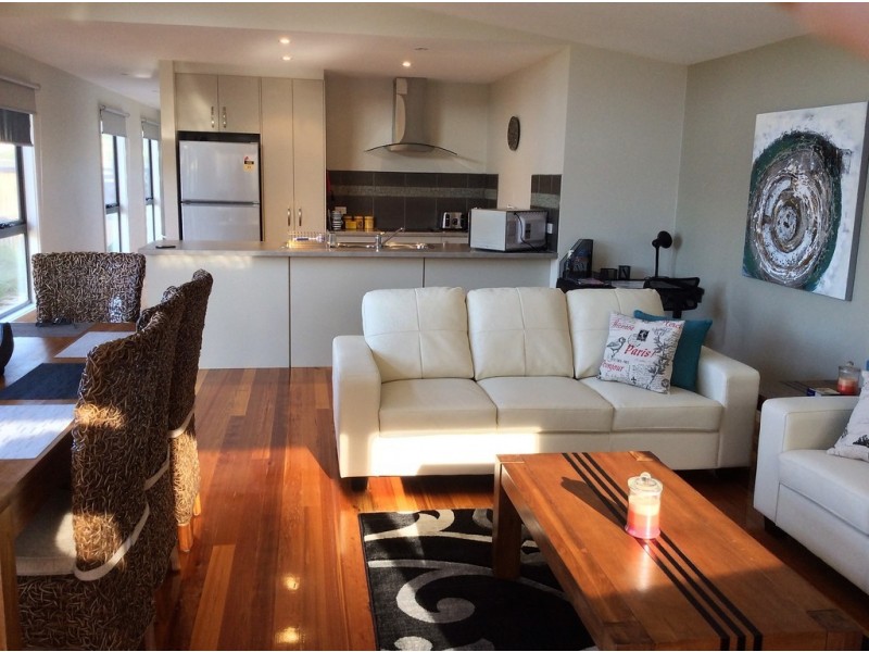 12 Panorama Avenue, Sunset Strip VIC 3922