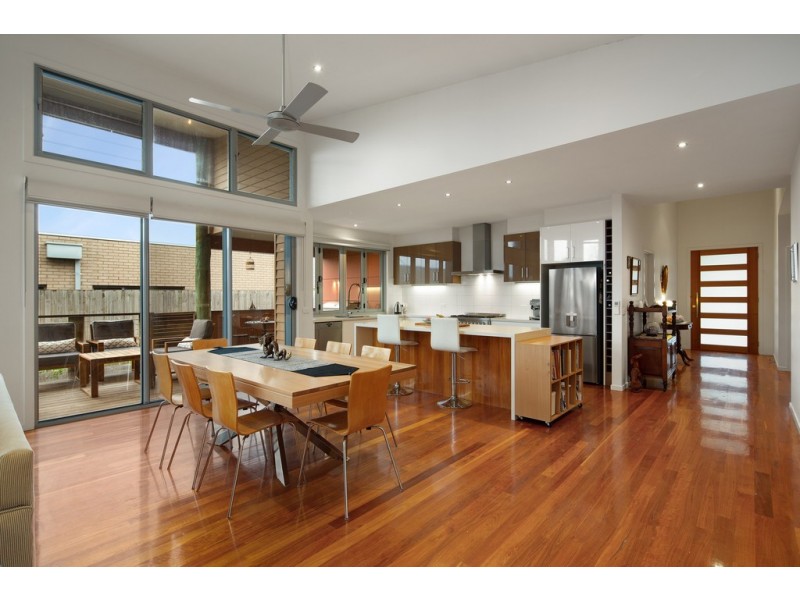 8 Sanctuary Drive, Cowes VIC 3922