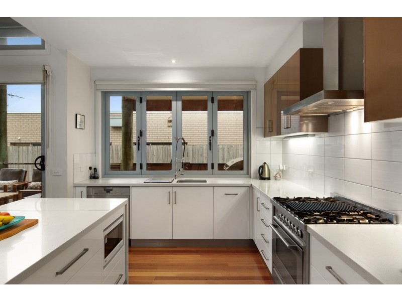 8 Sanctuary Drive, Cowes VIC 3922