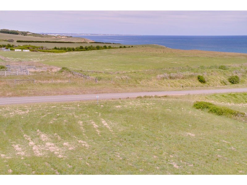 108 Potters Hill Road, San Remo VIC 3925