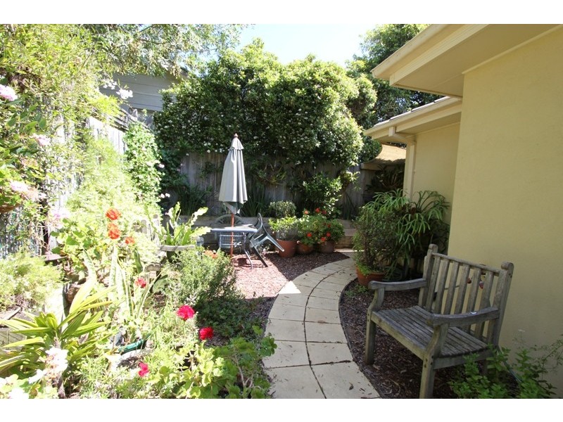 2/19 Church Street, Cowes VIC 3922