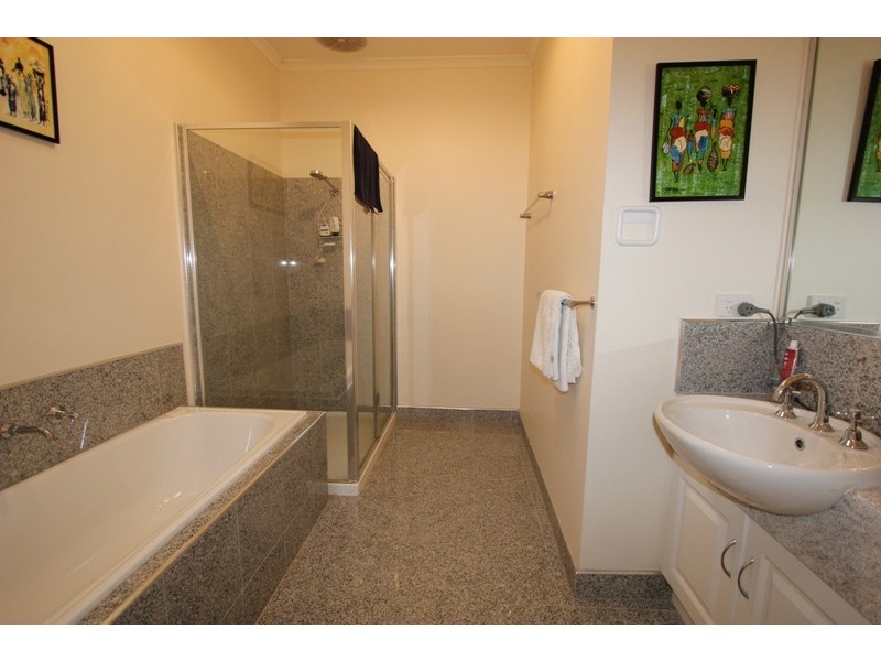 2/19 Church Street, Cowes VIC 3922