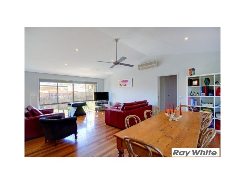 6 Robwood Court, Silverleaves VIC 3922