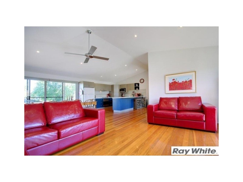 6 Robwood Court, Silverleaves VIC 3922