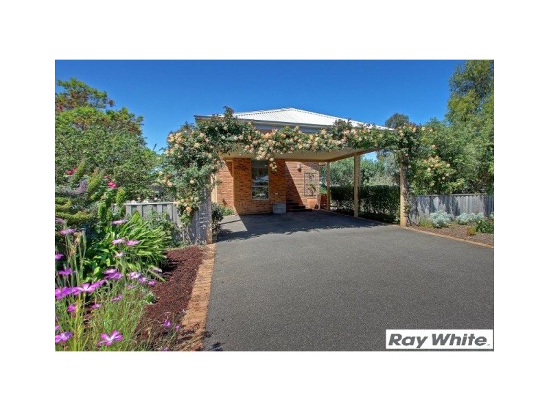 6 Robwood Court, Silverleaves VIC 3922