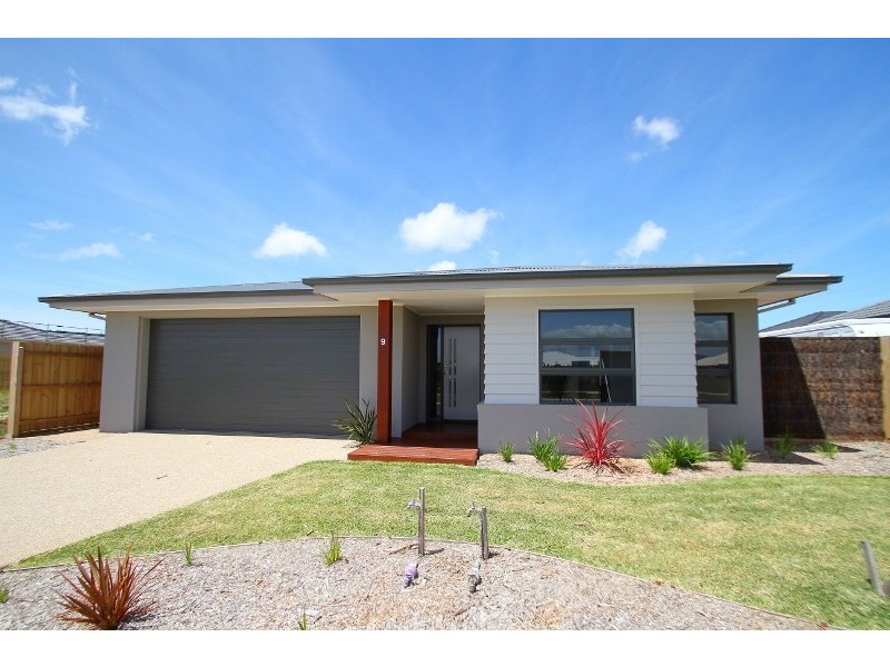9 Shoalhaven Road, Cowes VIC 3922