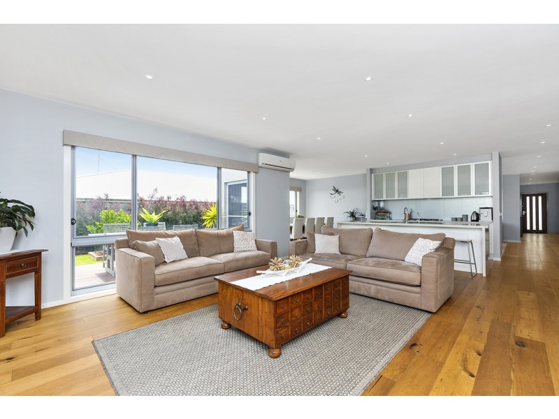 34 Wagtail Way, Cowes VIC 3922