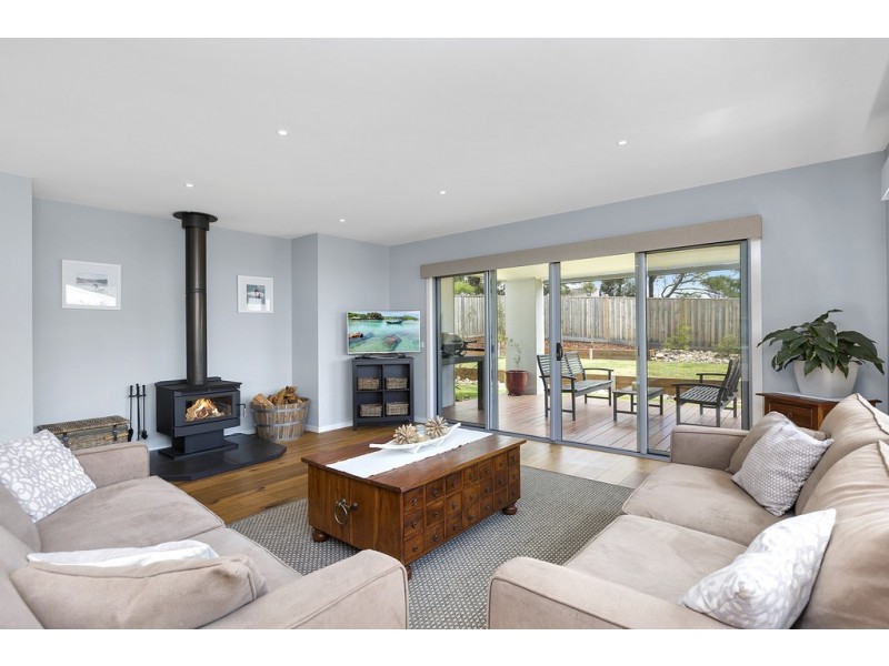 34 Wagtail Way, Cowes VIC 3922