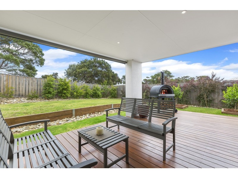 34 Wagtail Way, Cowes VIC 3922