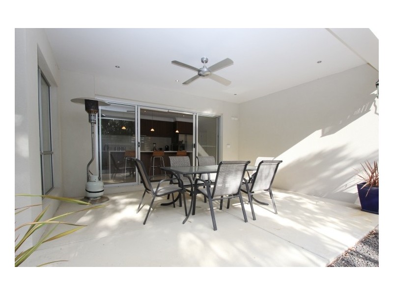 30 Highland Avenue, Cowes VIC 3922