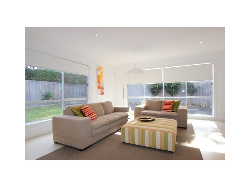 30 Highland Avenue, Cowes VIC 3922
