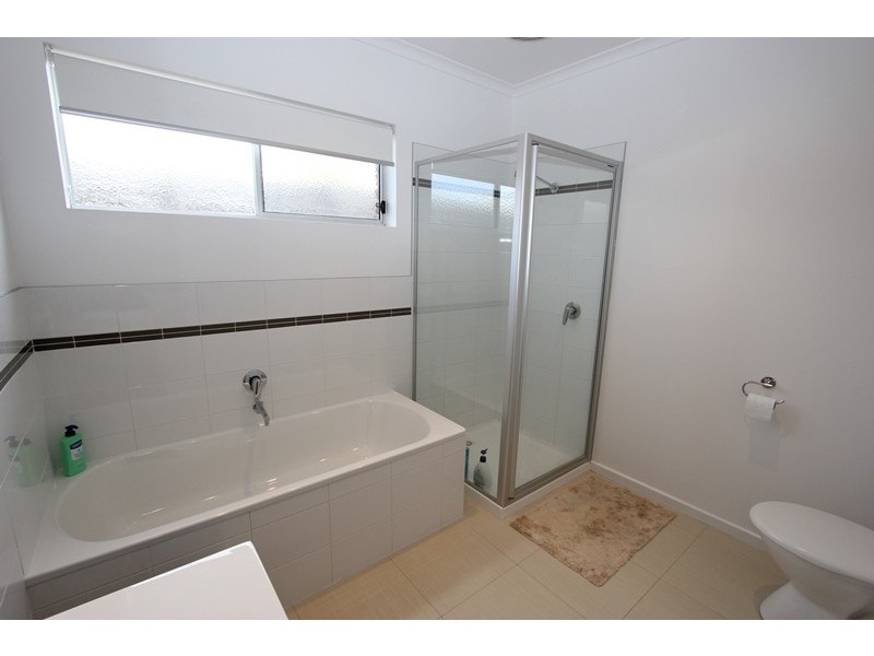 30 Highland Avenue, Cowes VIC 3922
