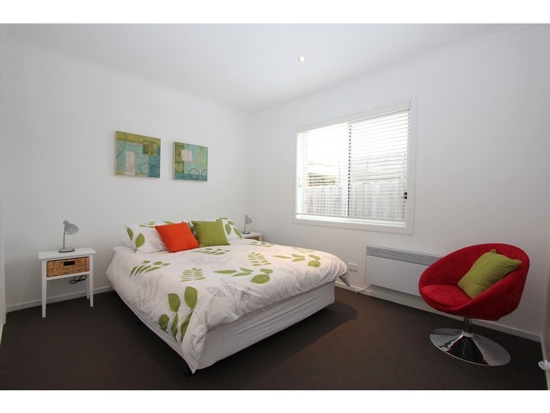 30 Highland Avenue, Cowes VIC 3922