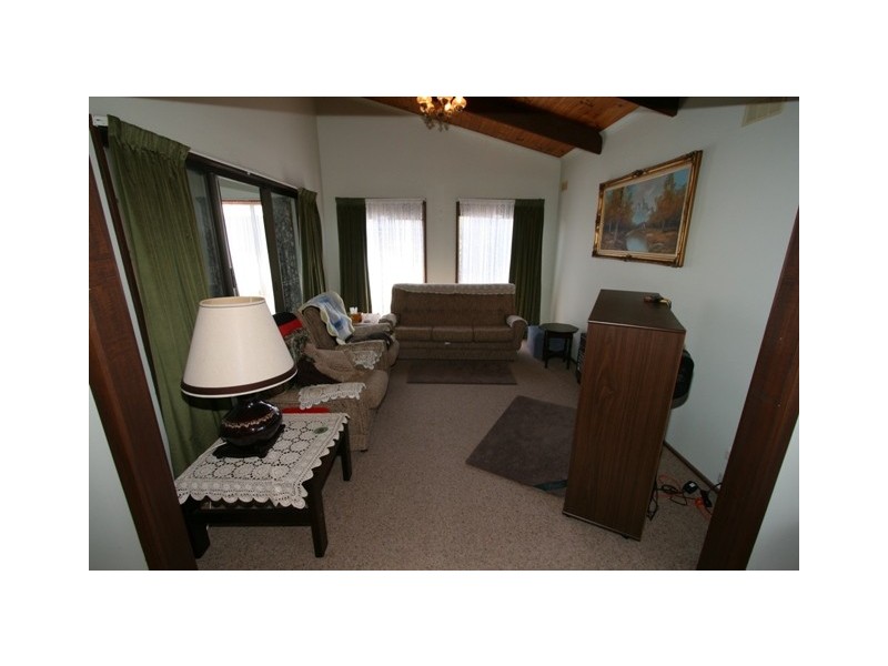 15 Monash Avenue, Cowes VIC 3922