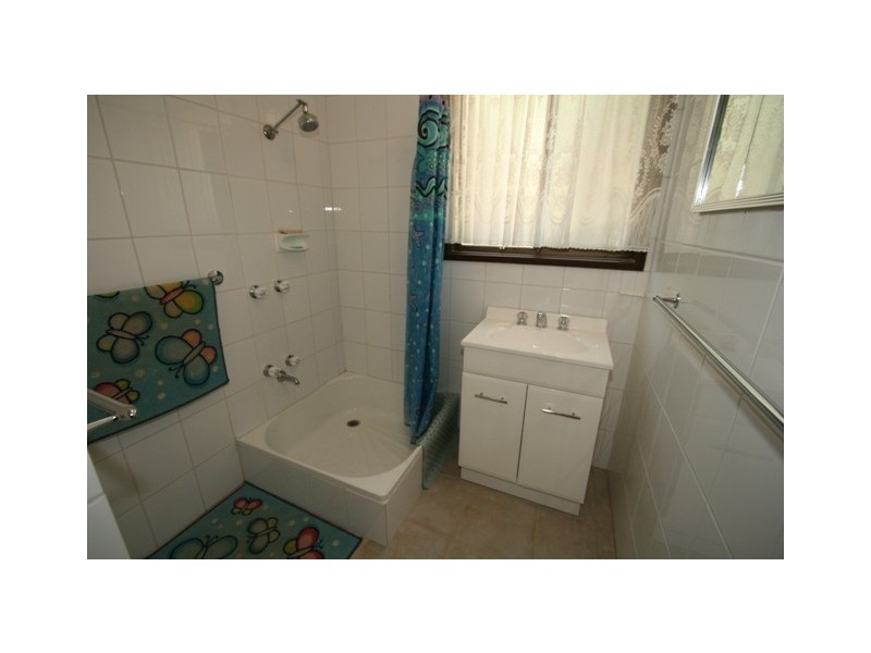 15 Monash Avenue, Cowes VIC 3922