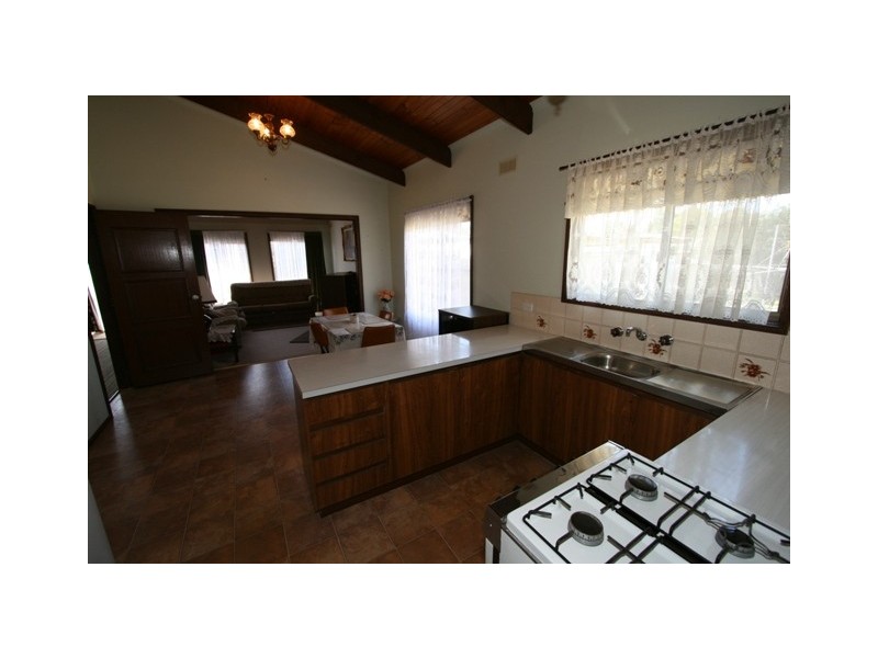 15 Monash Avenue, Cowes VIC 3922