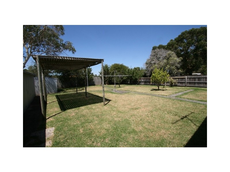 15 Monash Avenue, Cowes VIC 3922