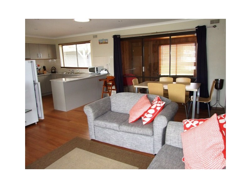 8 Seesburg Street, Cape Woolamai VIC 3925