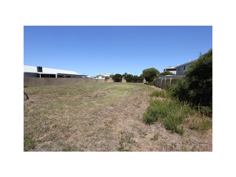 3 Sinclair Avenue, Surf Beach VIC 3922