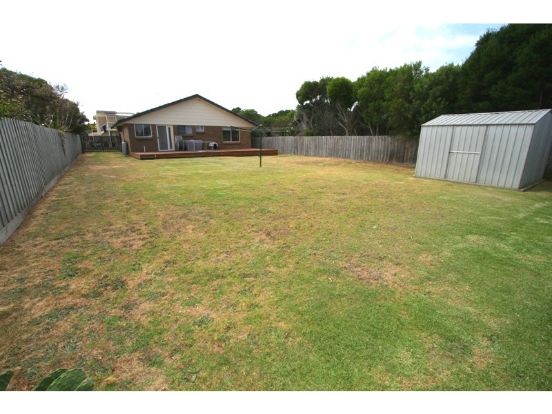 5 Jill Street, Sunderland Bay VIC 3922