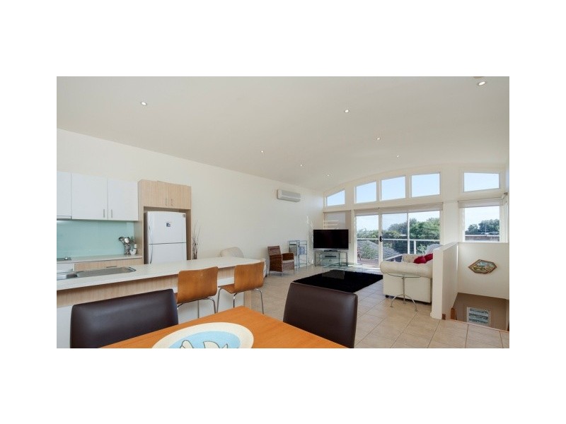 2/6 McHaffie Drive, Cowes VIC 3922