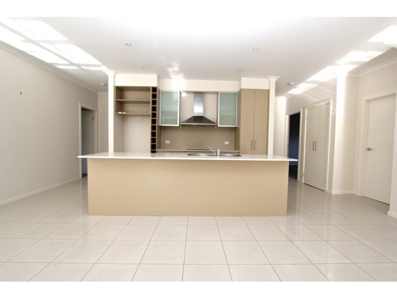 17 Blue Gum Court, Cowes VIC 3922