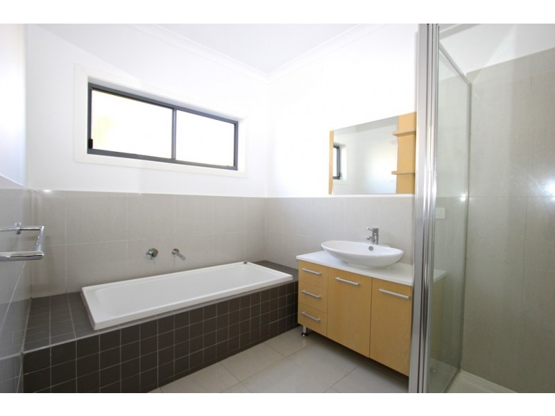 17 Blue Gum Court, Cowes VIC 3922