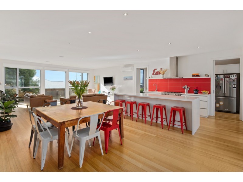 23 Echidna Grove, Cowes VIC 3922