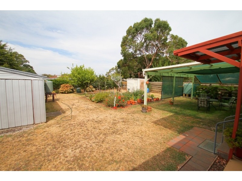 3 Birdwood Avenue, Cowes VIC 3922